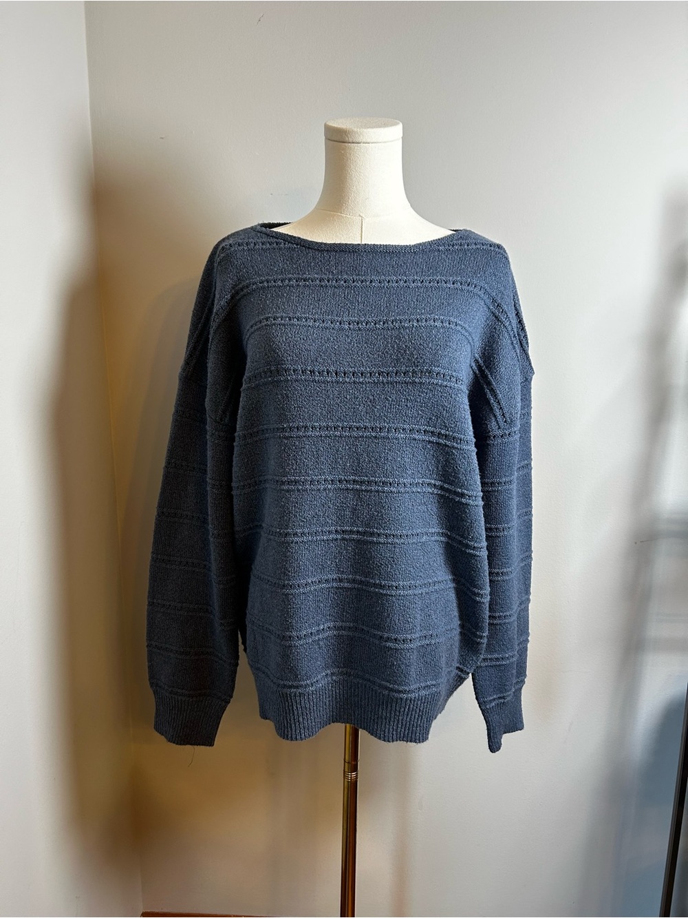 Timber Brooke Boutique Women Crewneck Textured Navy Knit Sweater Size L